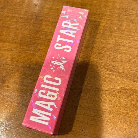 Magic star full coverage Jeffree star C13.5 Medium skin golden liquid cover up - Picture 2 of 5